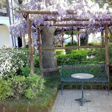 Relais La Rupe Maison d'hôtes 4*