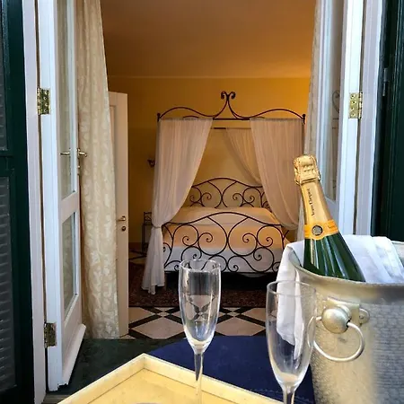 Relais La Rupe Gasthuis Sorrento