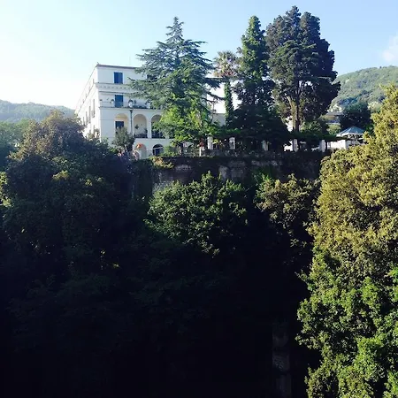Relais La Rupe 4* Sorrento